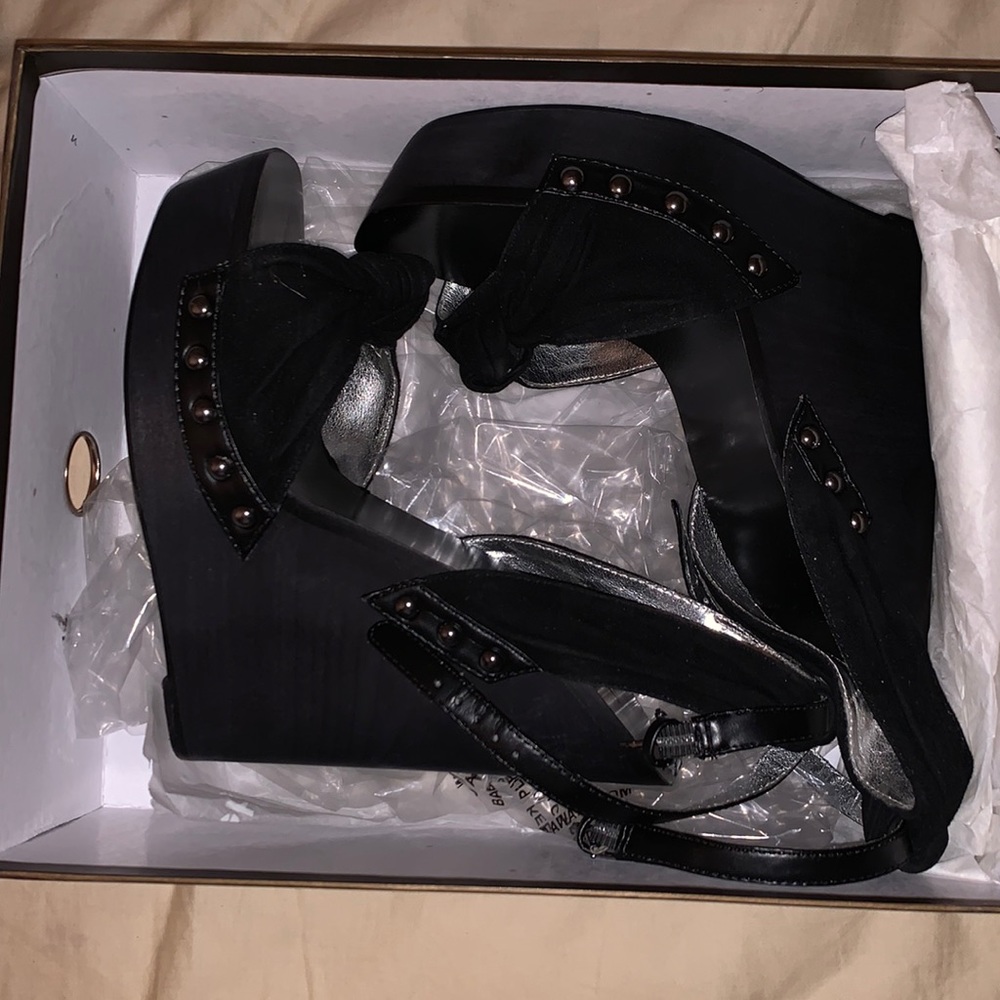 Bebe Sandals